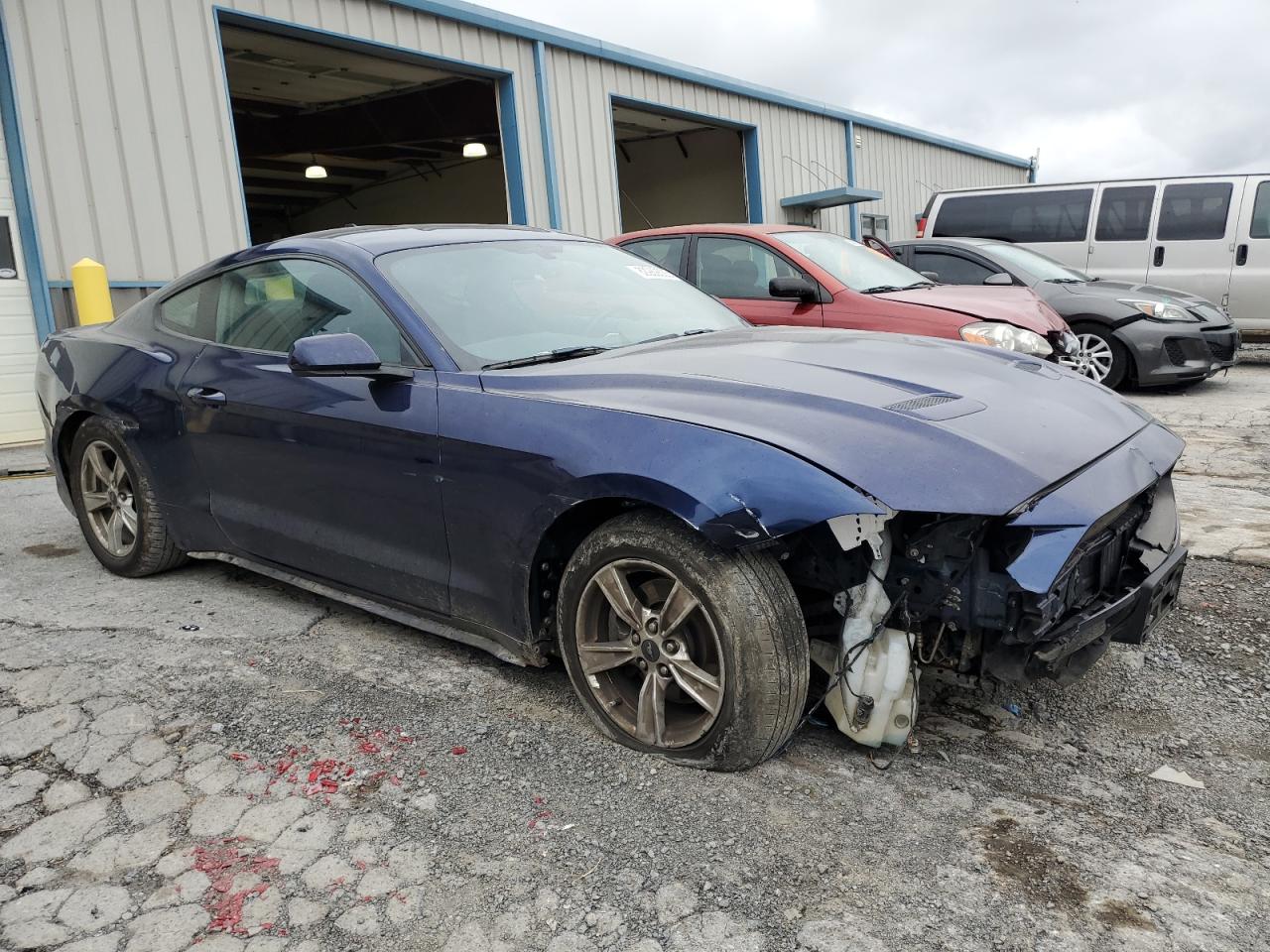 Ford Mustang Image 8