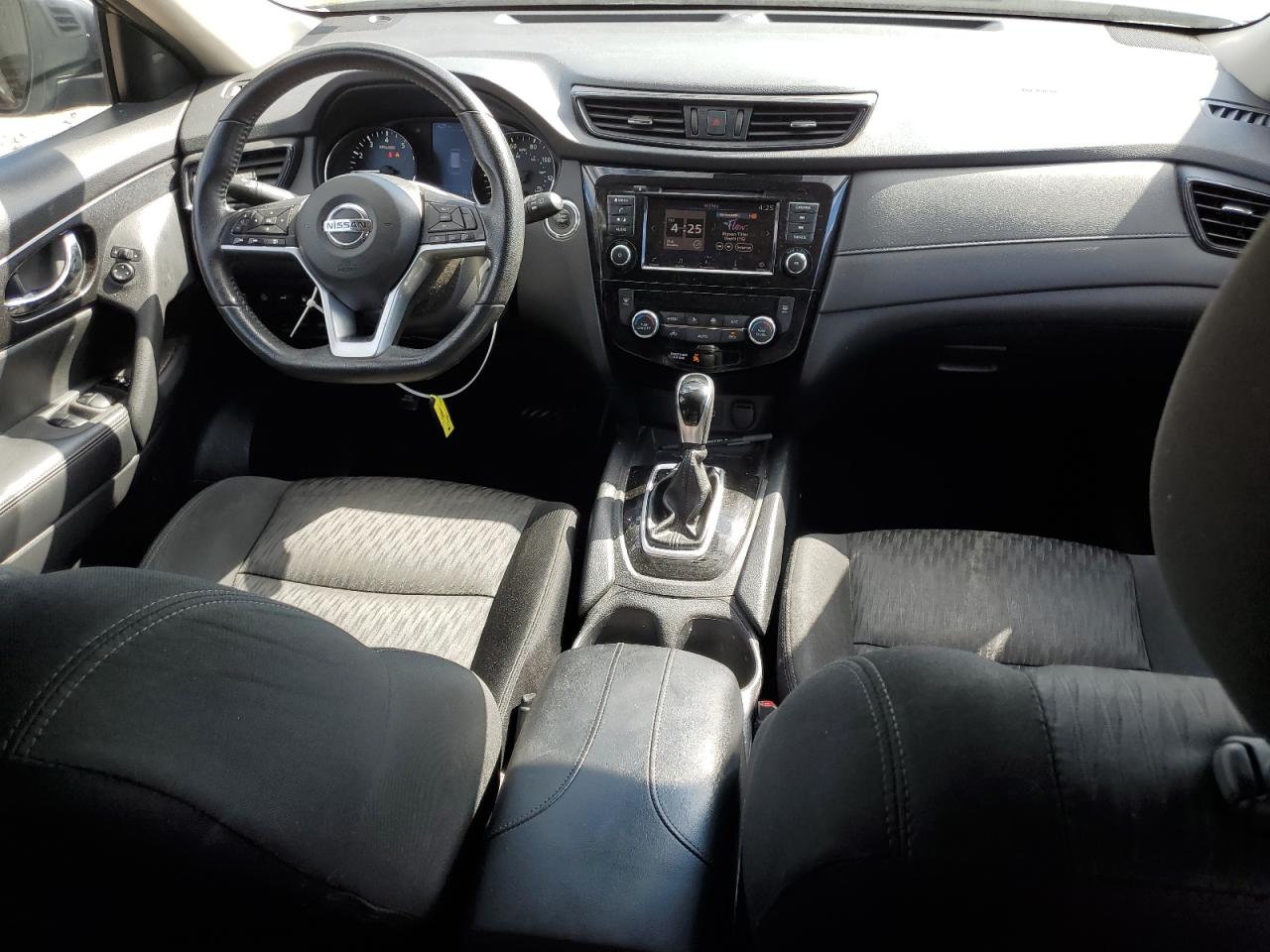Nissan Rogue S Image 6