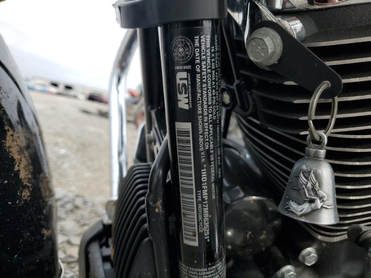 Harley-Davidson Fl Image 3