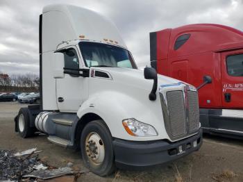  Salvage Kenworth T680