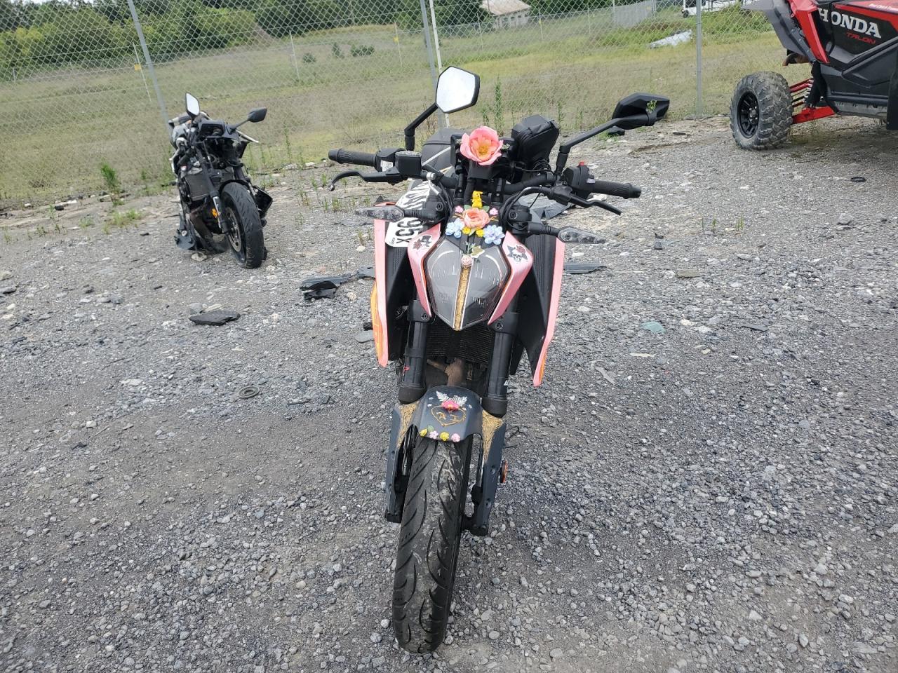KTM 250 Image 3