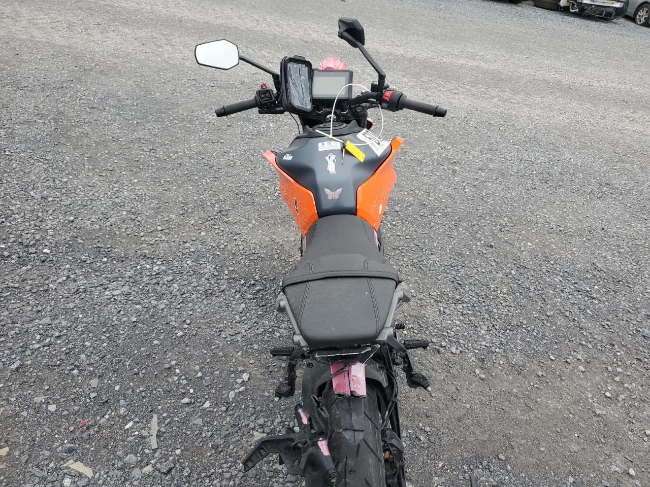 KTM 250 Image 2