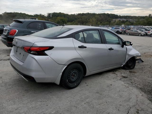 Nissan Versa S Image 6