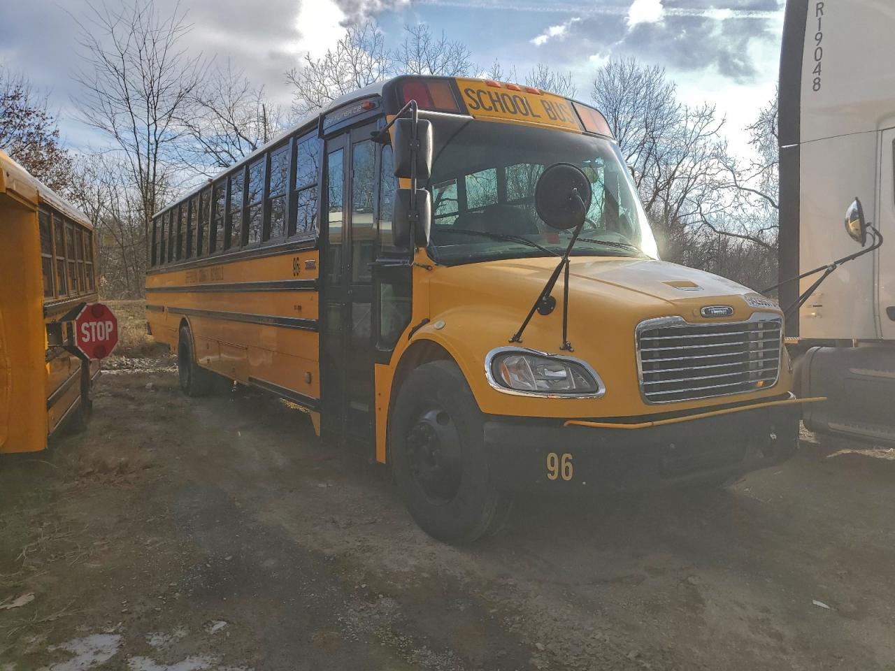 Freightliner Chassis B2 B2b Image 1