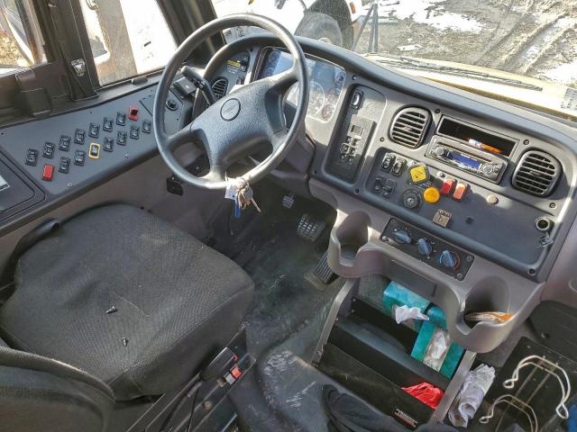 Freightliner Chassis B2 B2b Image 6