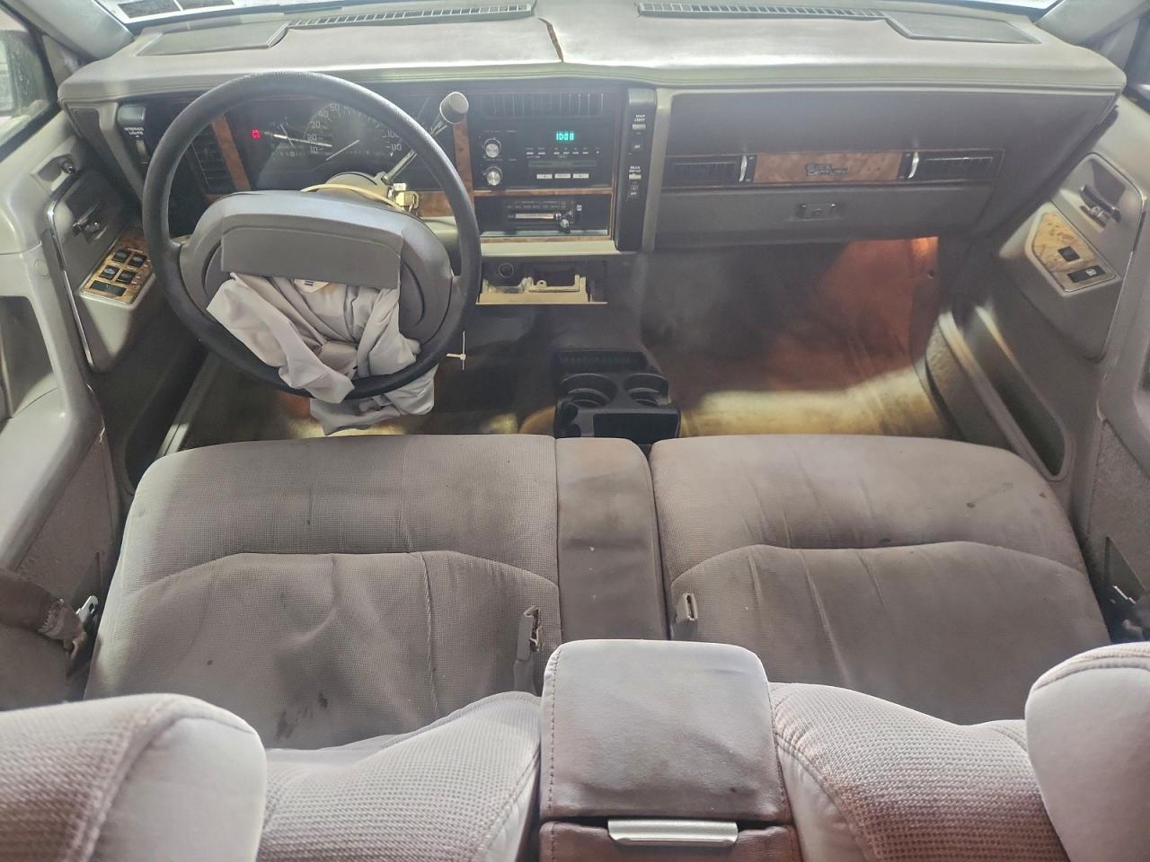 Buick Century Special Image 3