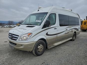  Salvage Mercedes-Benz Sprinter