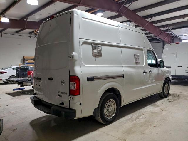 Nissan Nv 2500 S Image 11