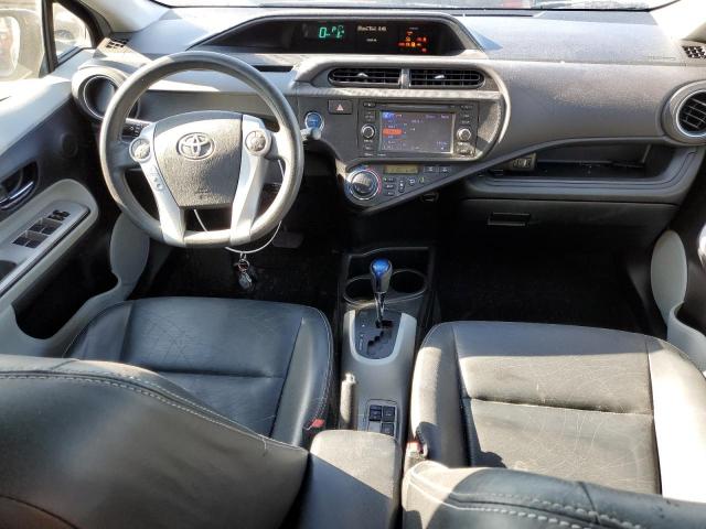 Toyota Prius Image 6