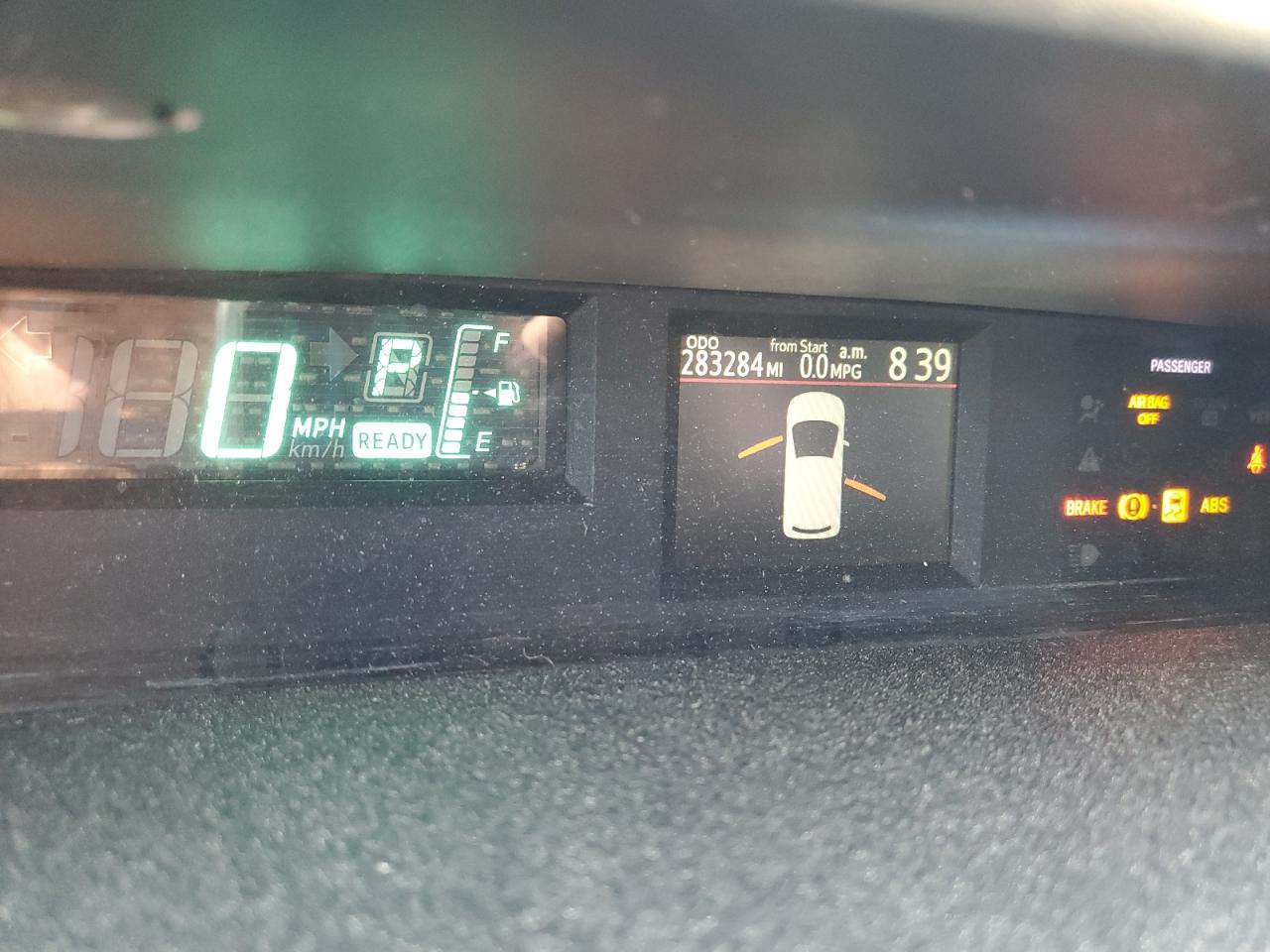 Toyota Prius Image 11