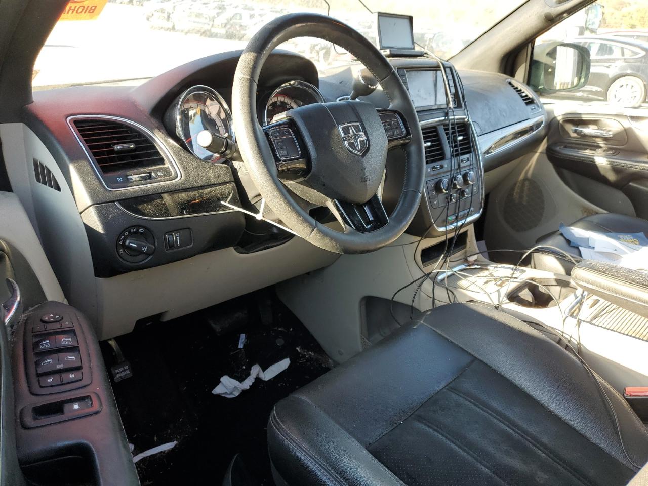 Dodge Caravan Sxt Image 13