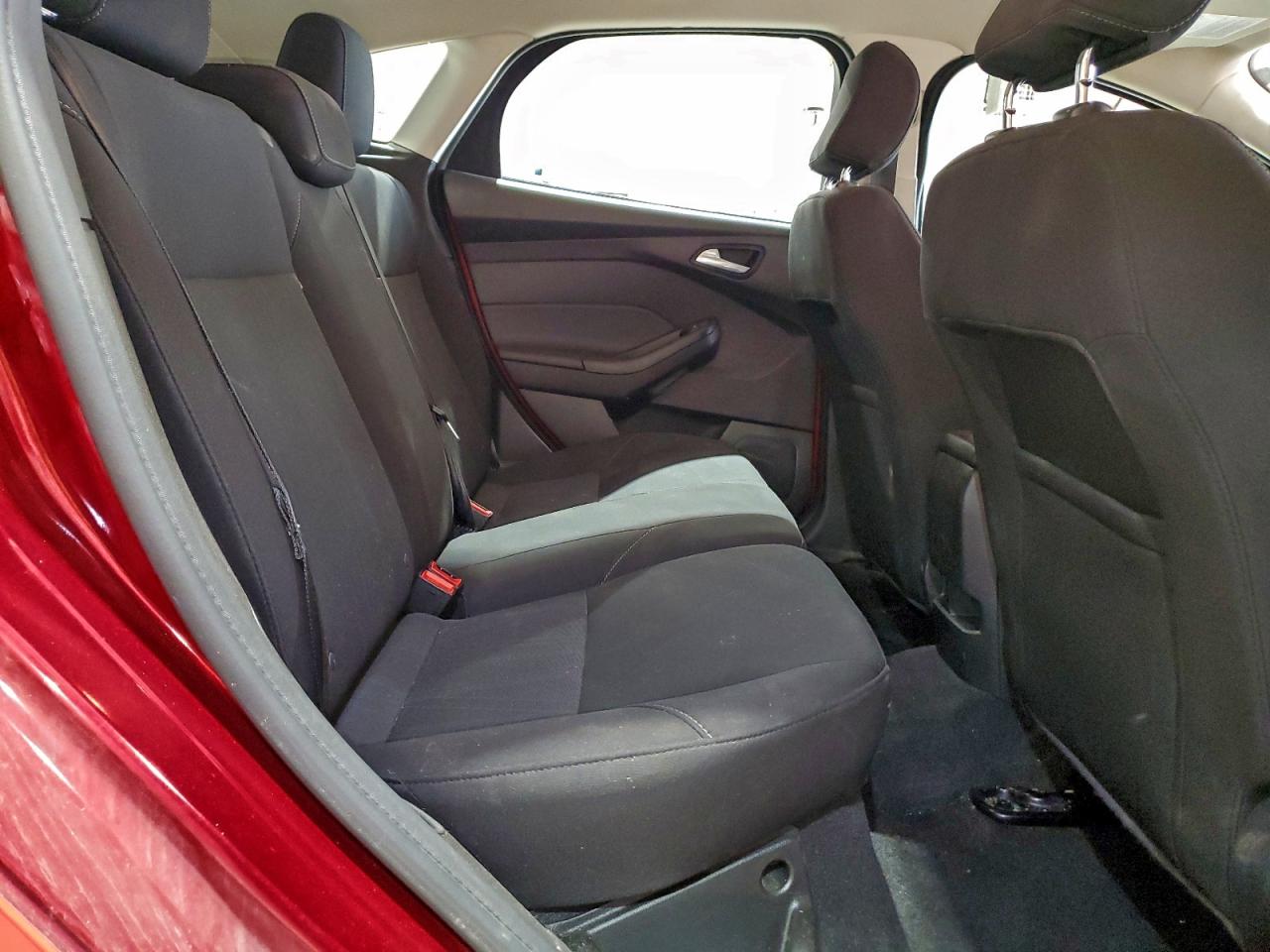 Ford Focus Se Image 10