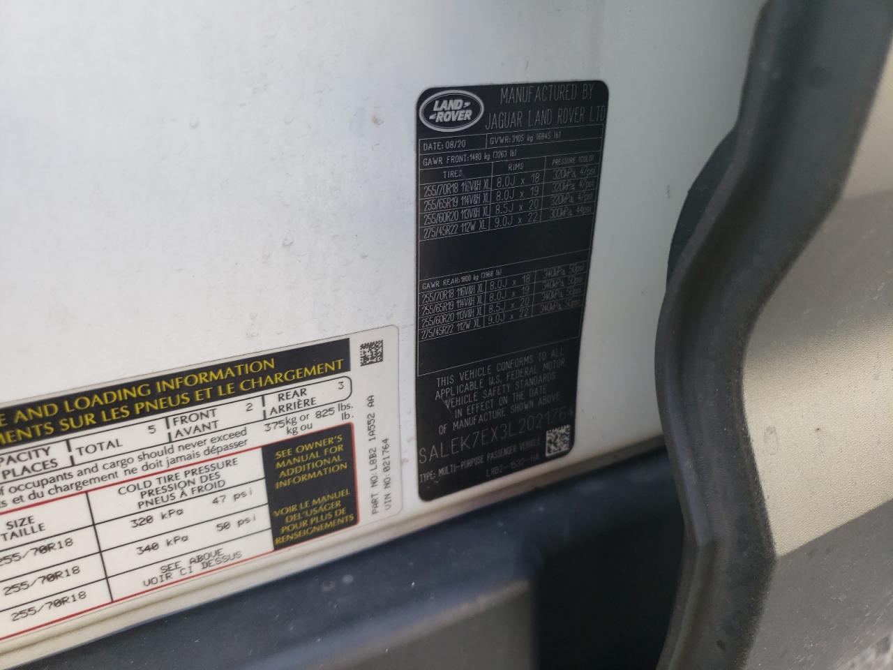 Land Rover Defender 110 Image 11