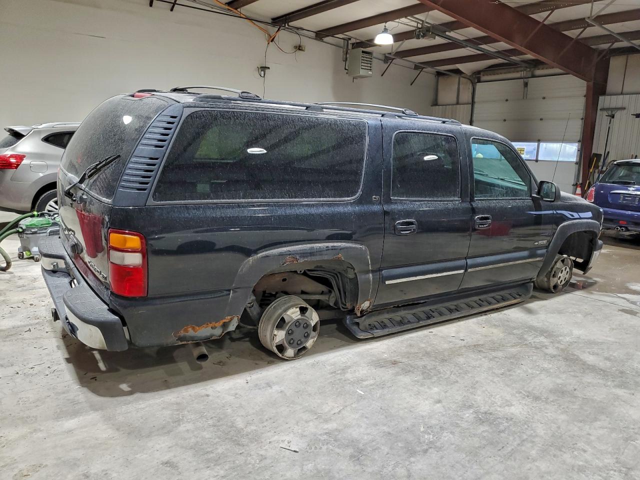 Chevrolet Suburban K1500 Image 7