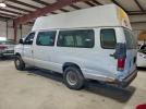 Ford Econoline E350 Super Duty Van Image 3