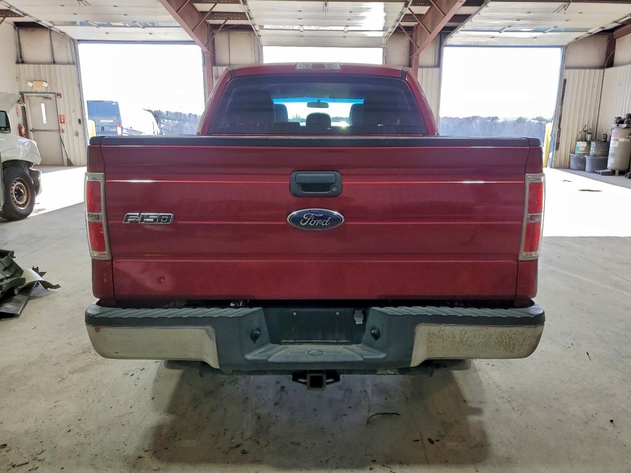 Ford F-150 Supercrew Image 8