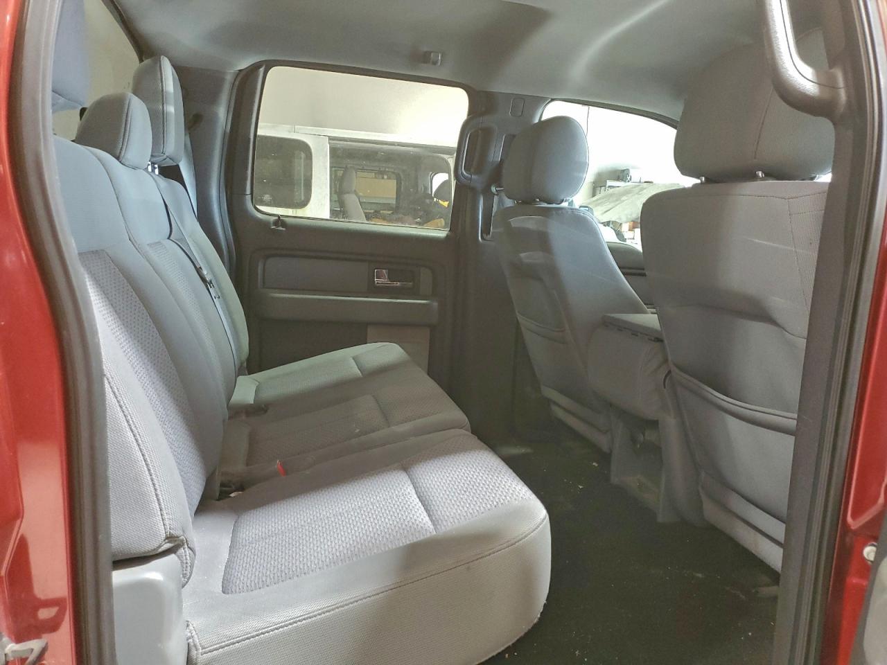 Ford F-150 Supercrew Image 11