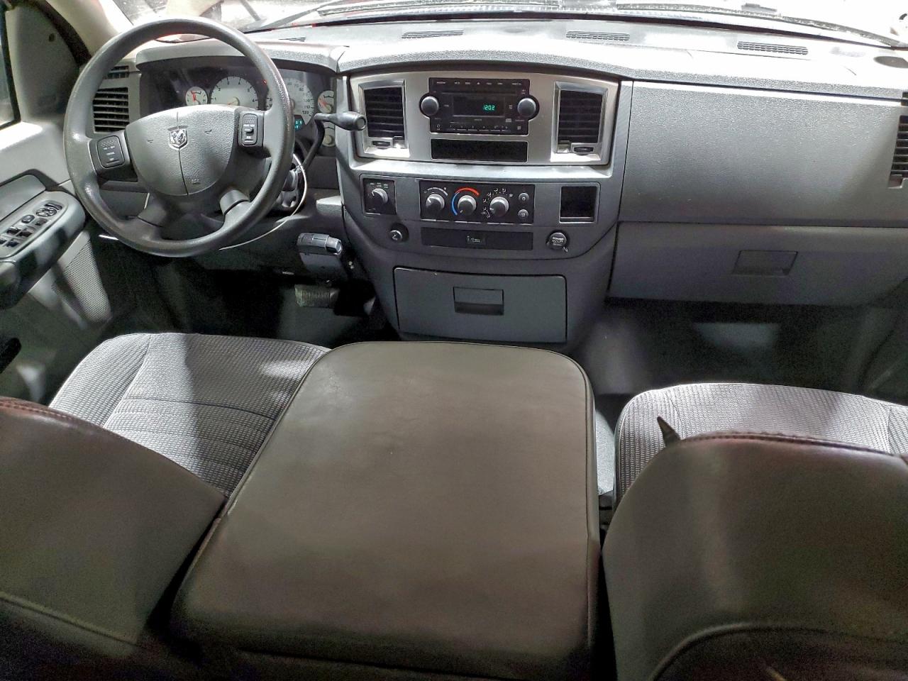 Dodge Ram 1500 St Image 6