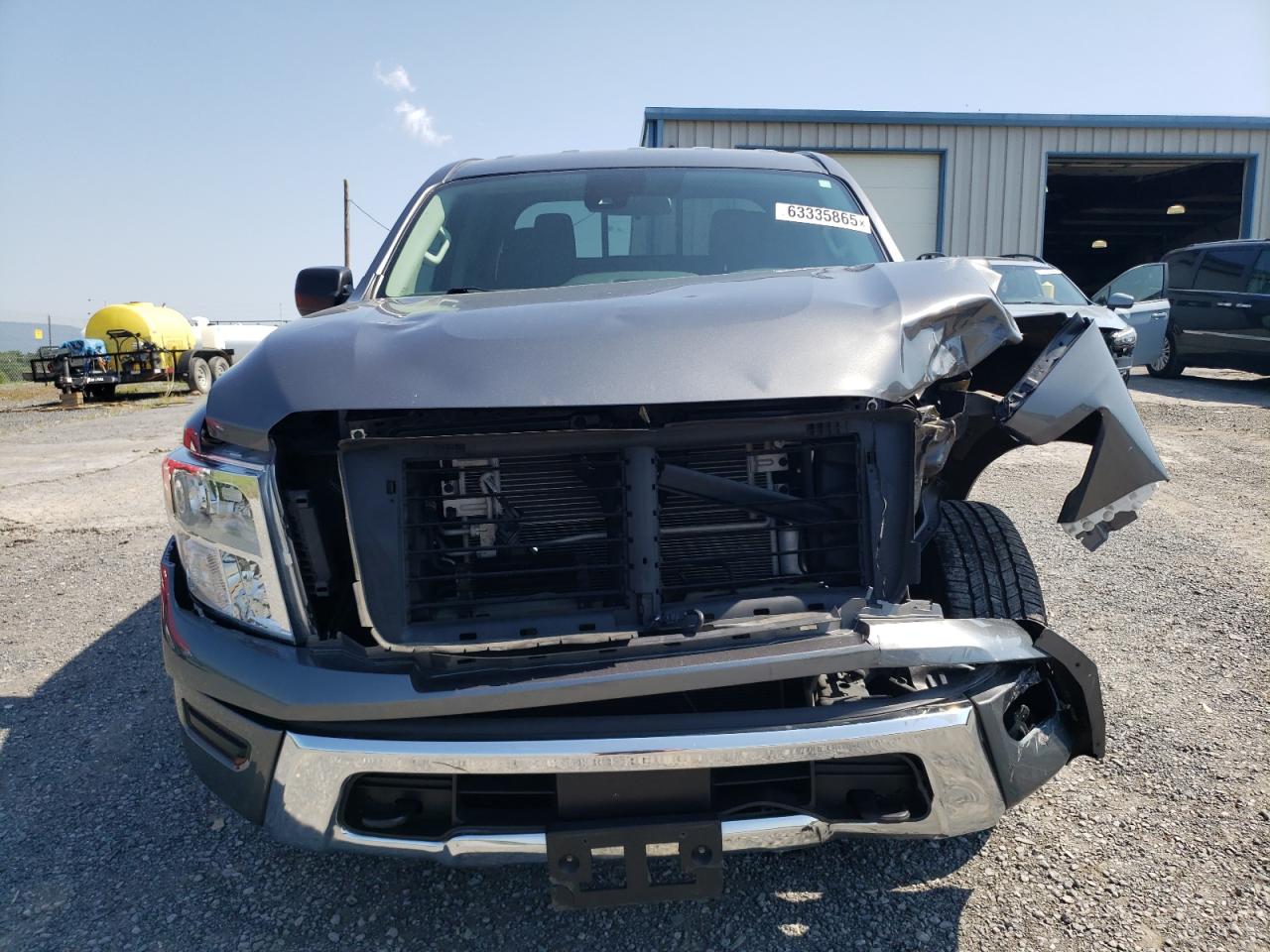 Nissan Titan S Image 3