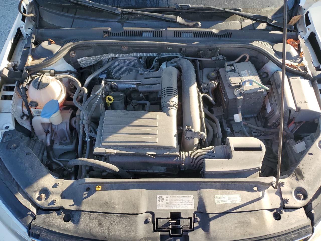 Volkswagen Jetta S Image 8