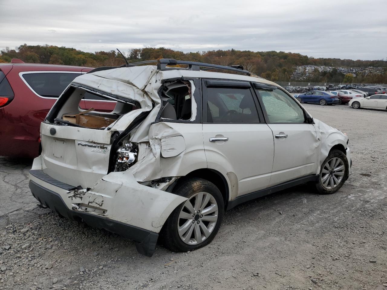 Subaru Forester 2.5x Premium Image 11