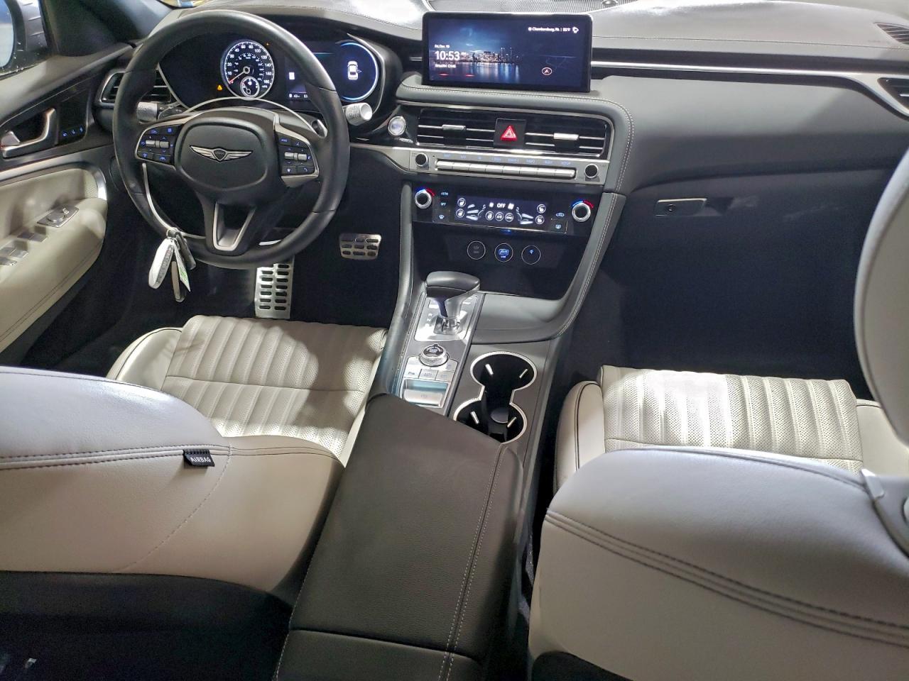 Genesis G70 Base Base Image 3