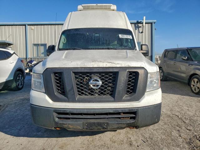 Nissan Nv 2500 S Image 12