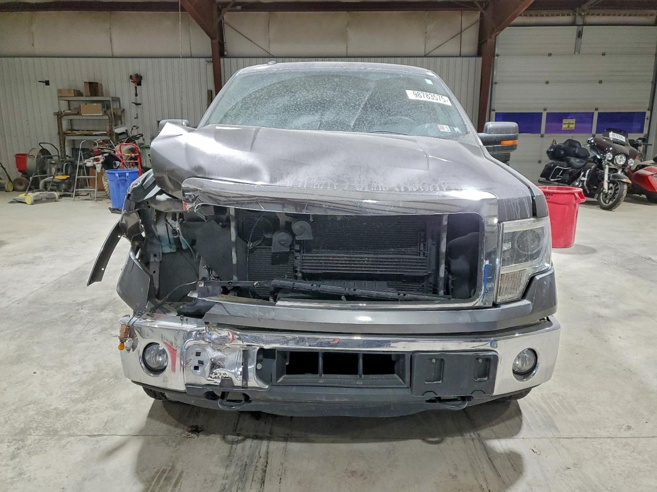 Ford F-150 Supercrew Image 5