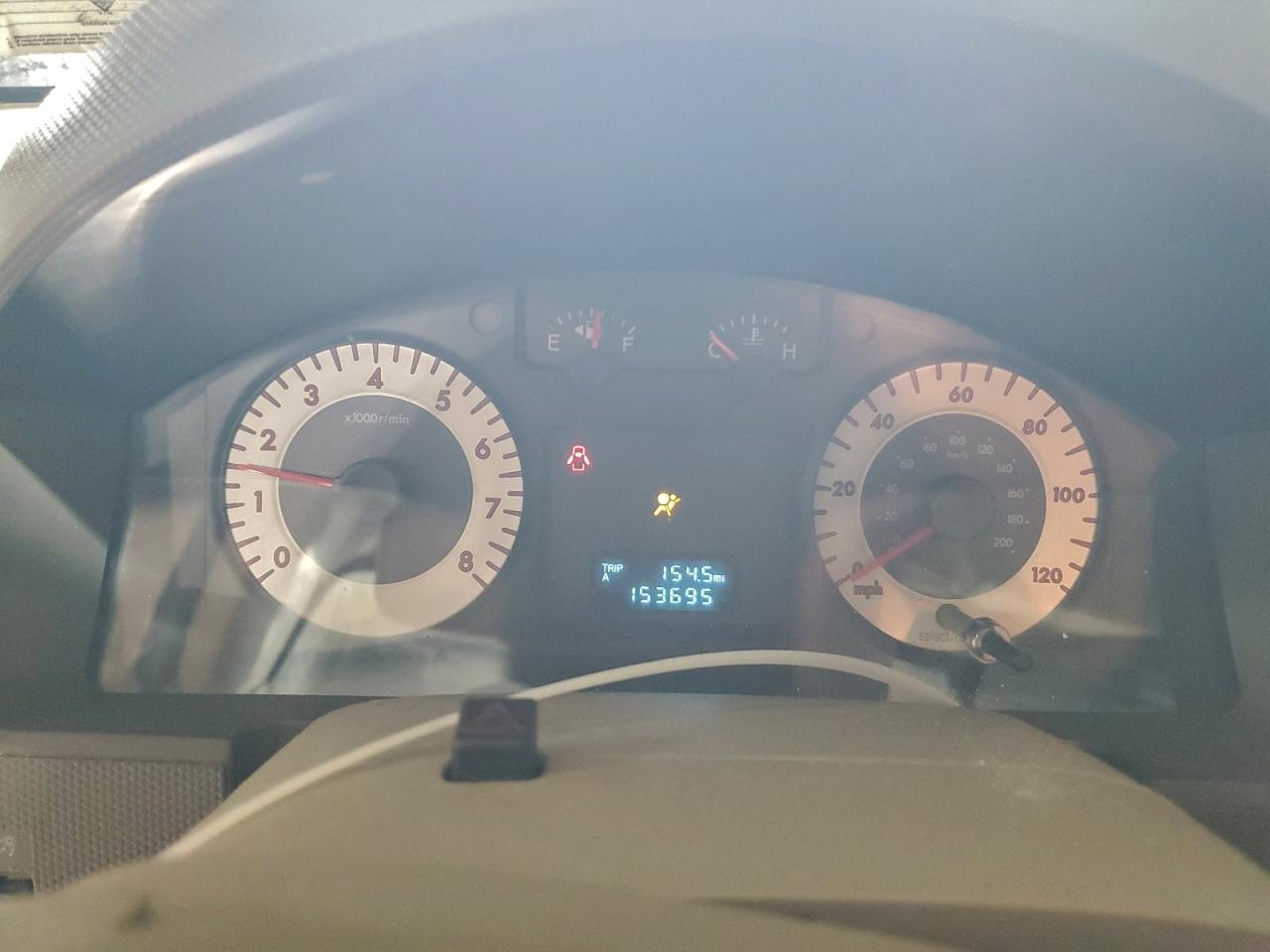 Mazda Tribute I Image 13