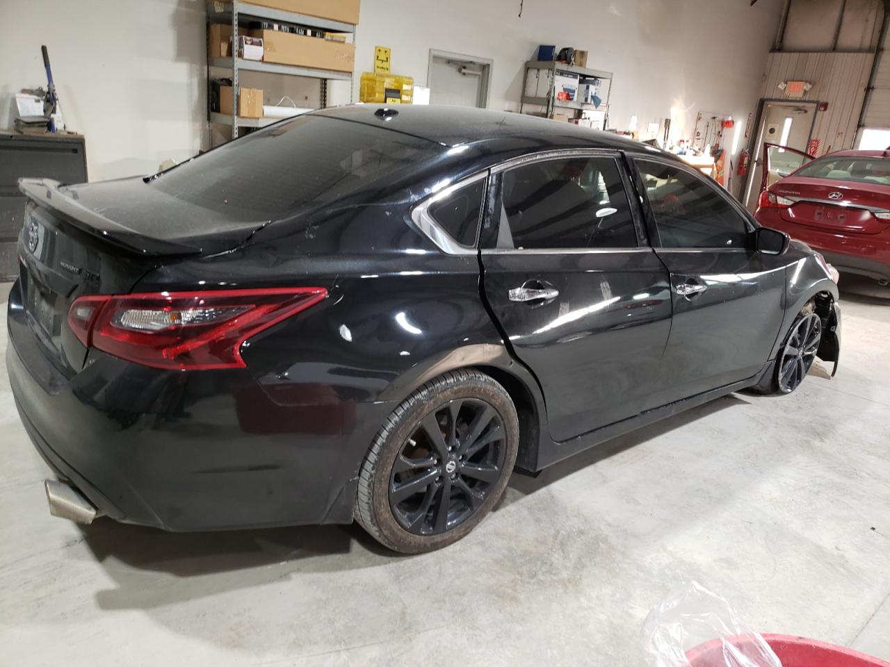 Nissan Altima 2.5 Image 2