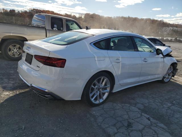 Audi A5 Premium 45 Image 9