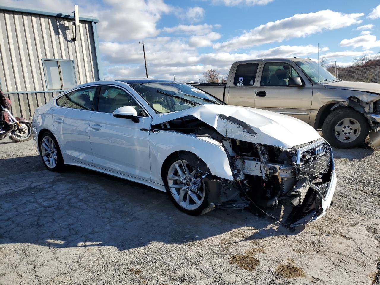 Audi A5 Premium 45 Image 2