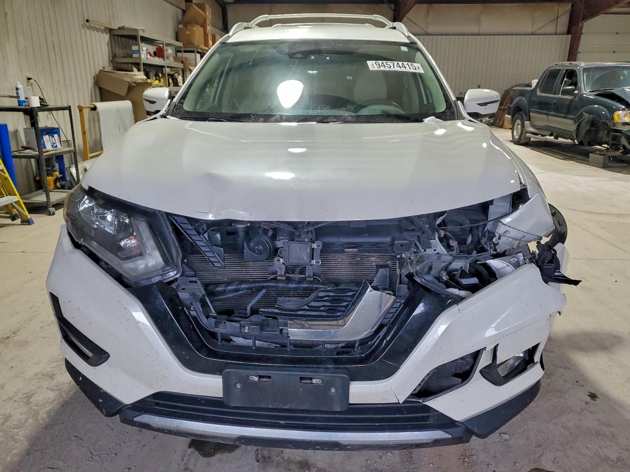 Nissan Rogue S Image 2