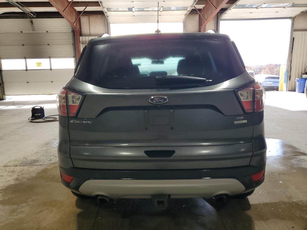 Ford Escape Se Image 11