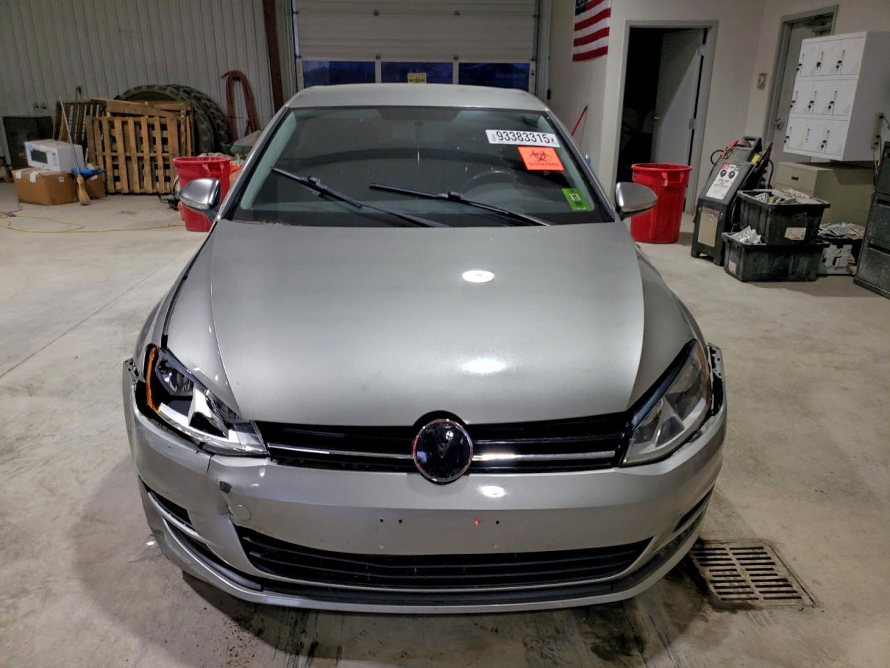 Volkswagen Golf Image 7