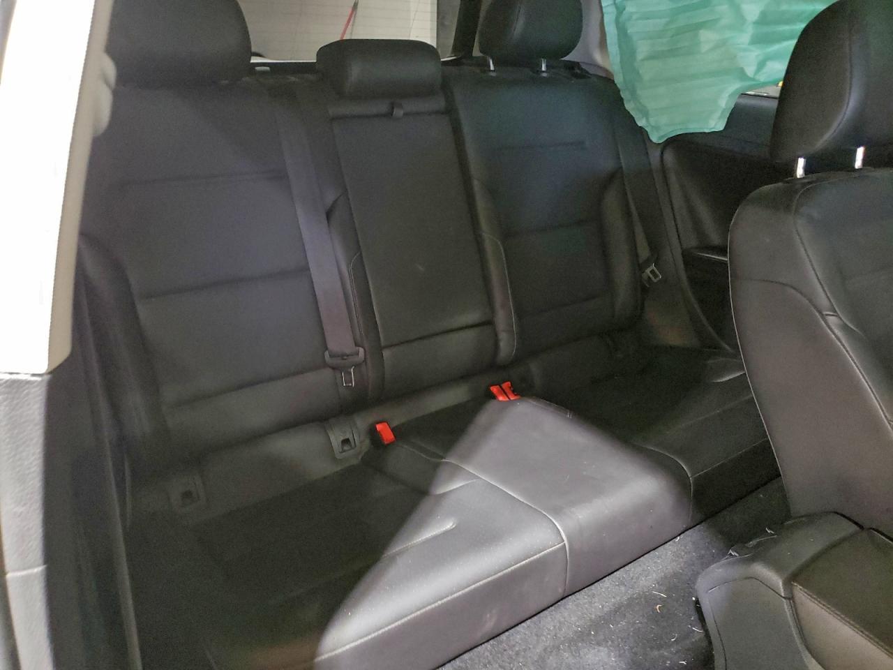 Volkswagen Golf Image 11