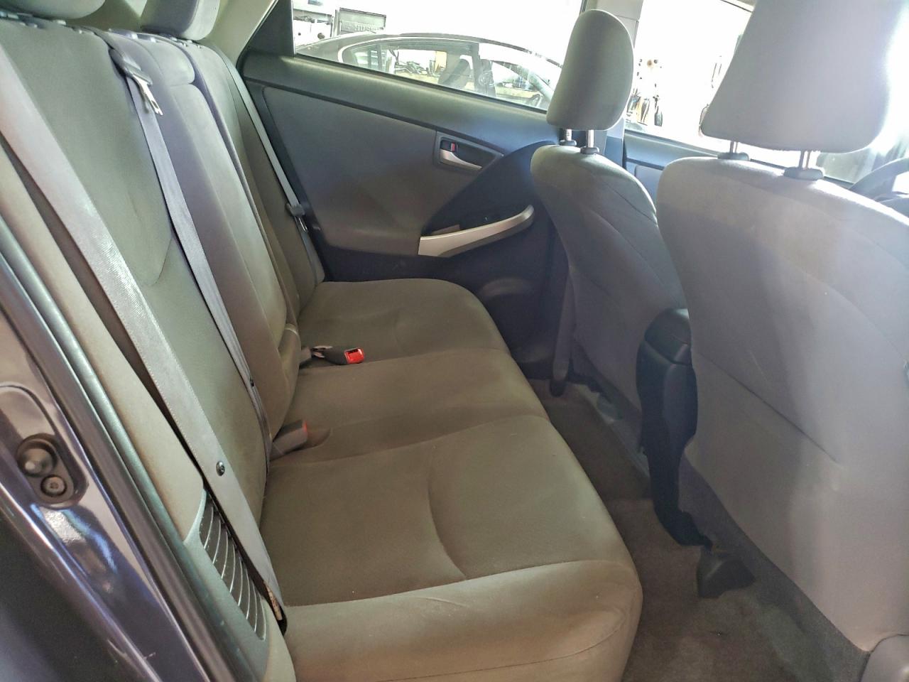 Toyota Prius Image 10