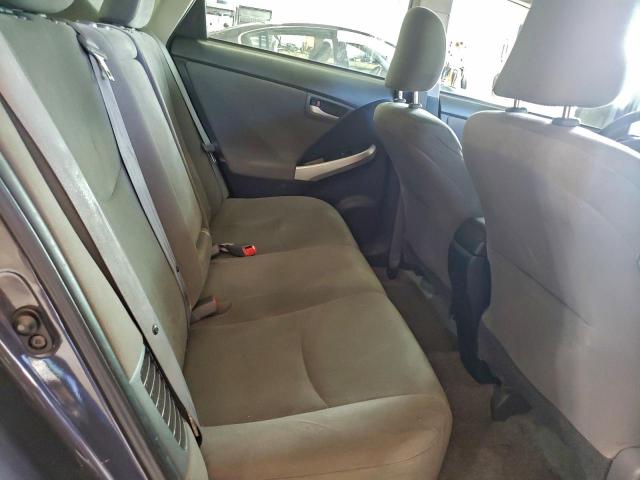 Toyota Prius Image 10