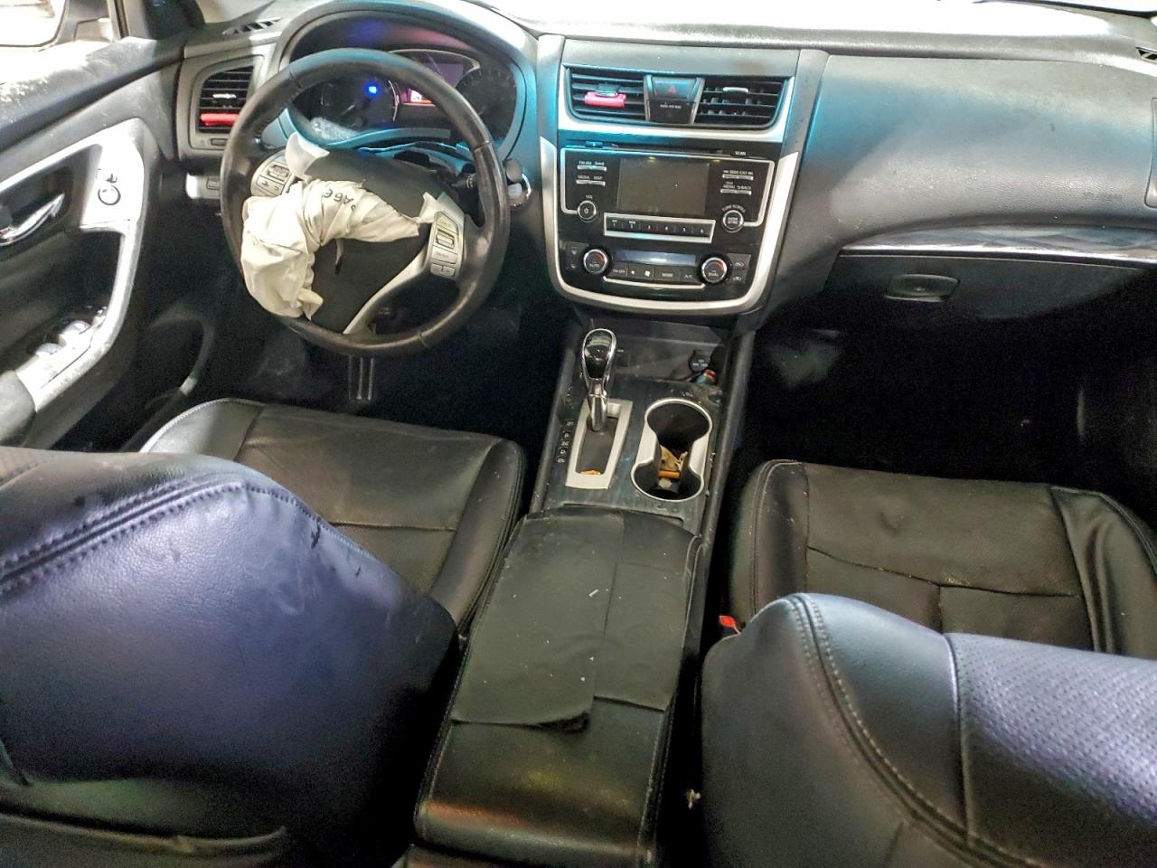 Nissan Altima 2.5 Image 6