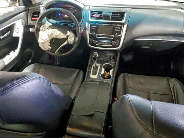 Nissan Altima 2.5 Image 6