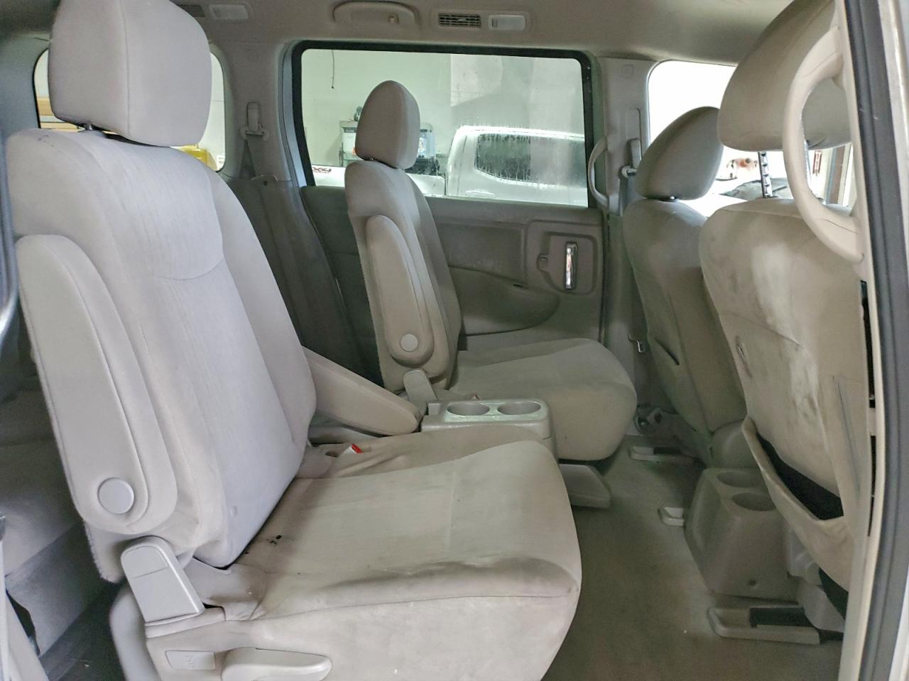 Nissan Quest S Image 13