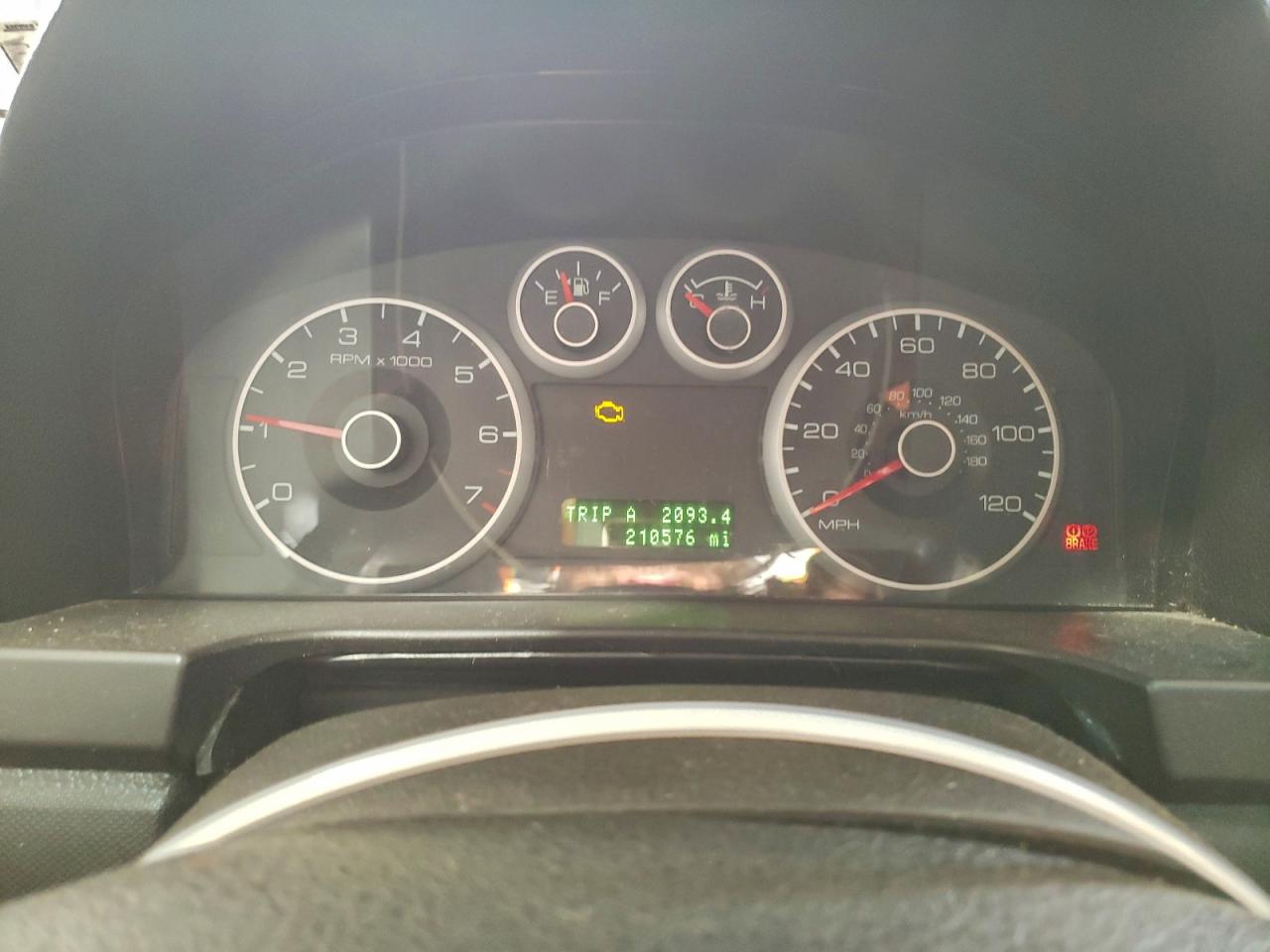 Ford Fusion Se Image 10