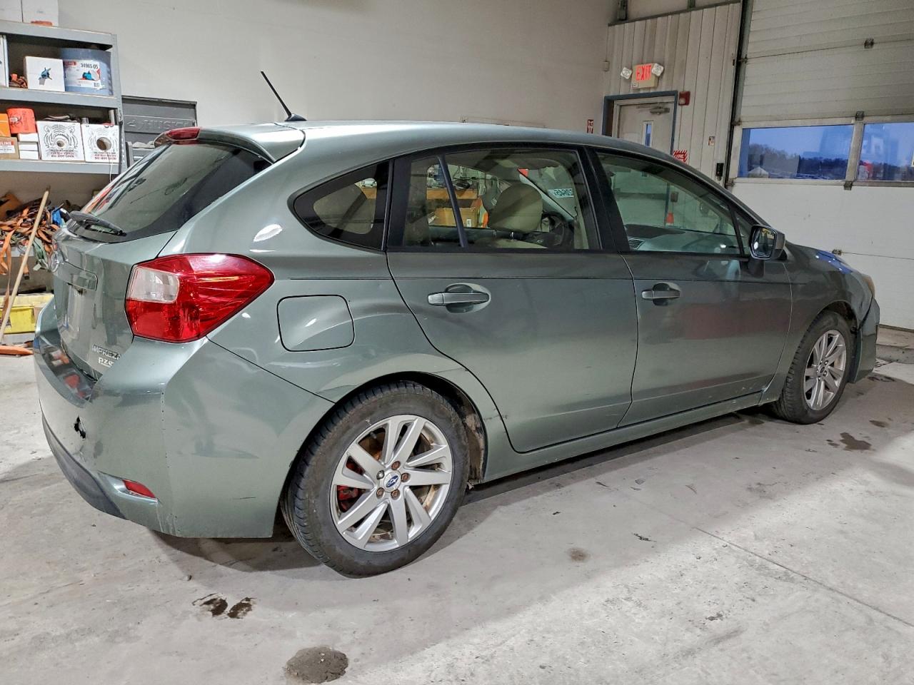 Subaru Impreza Premium Image 3