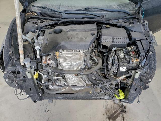 Nissan Altima 2.5 Image 10