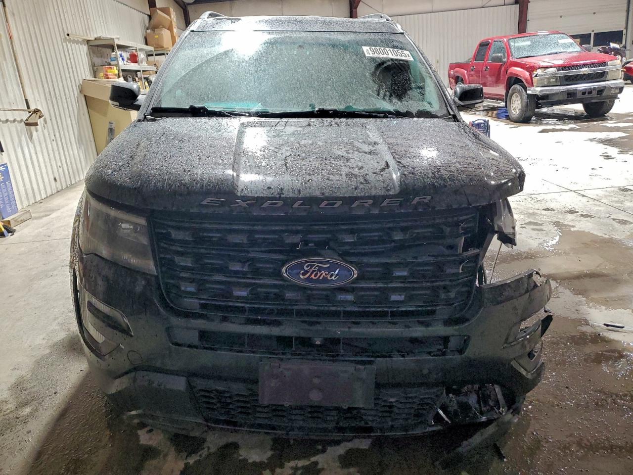 Ford Explorer Sport Image 5