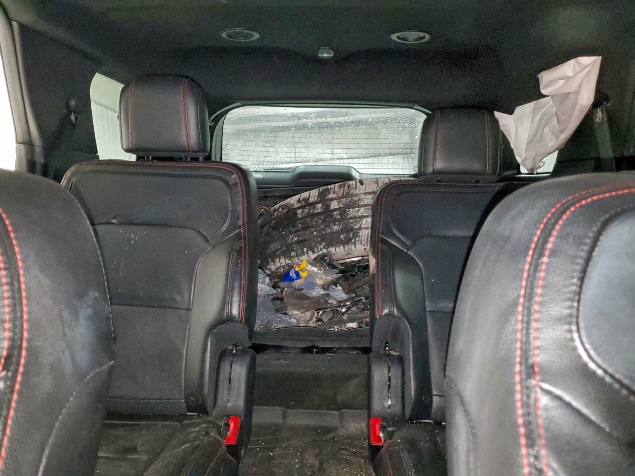 Ford Explorer Sport Image 10