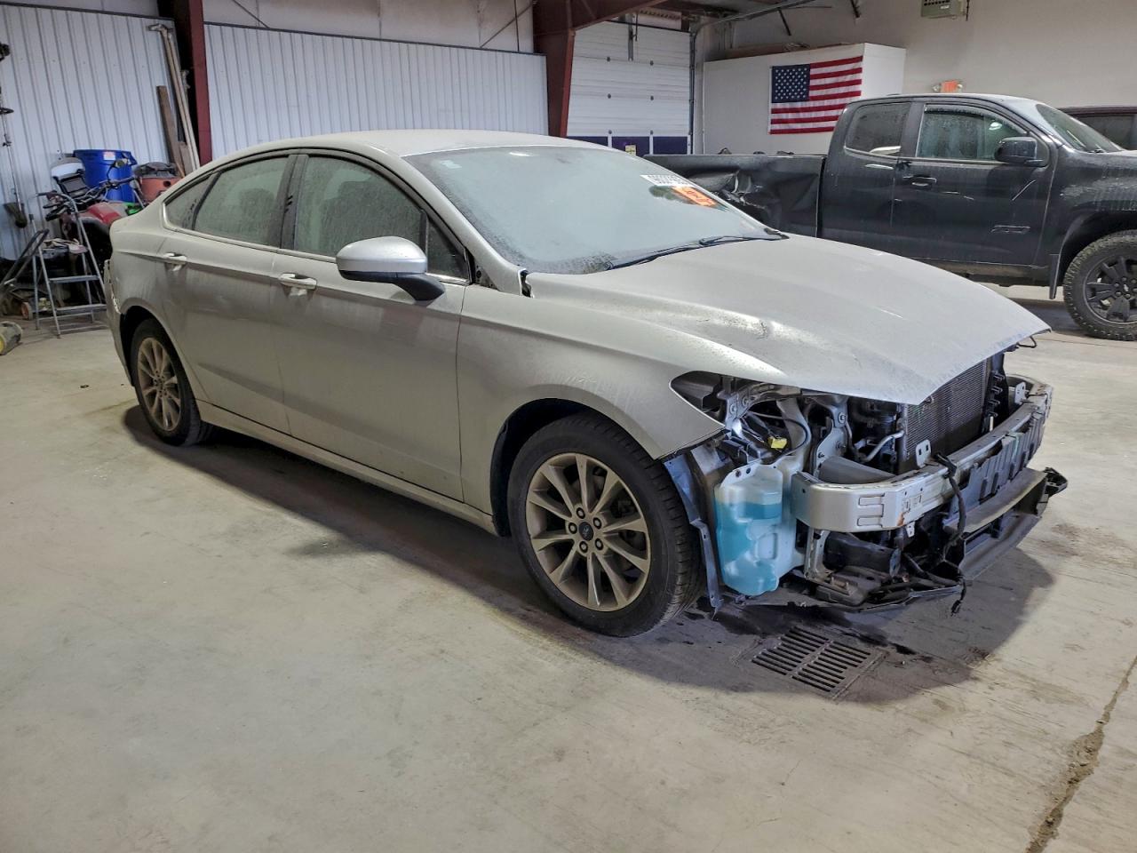 Ford Fusion Se Image 3