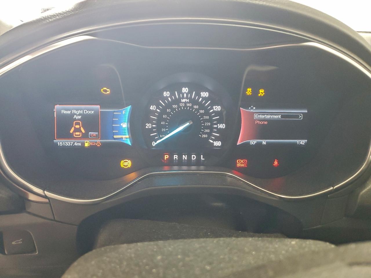 Ford Fusion Se Image 10