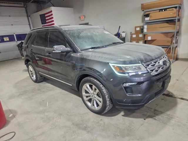 Ford Explorer Xlt Image 2