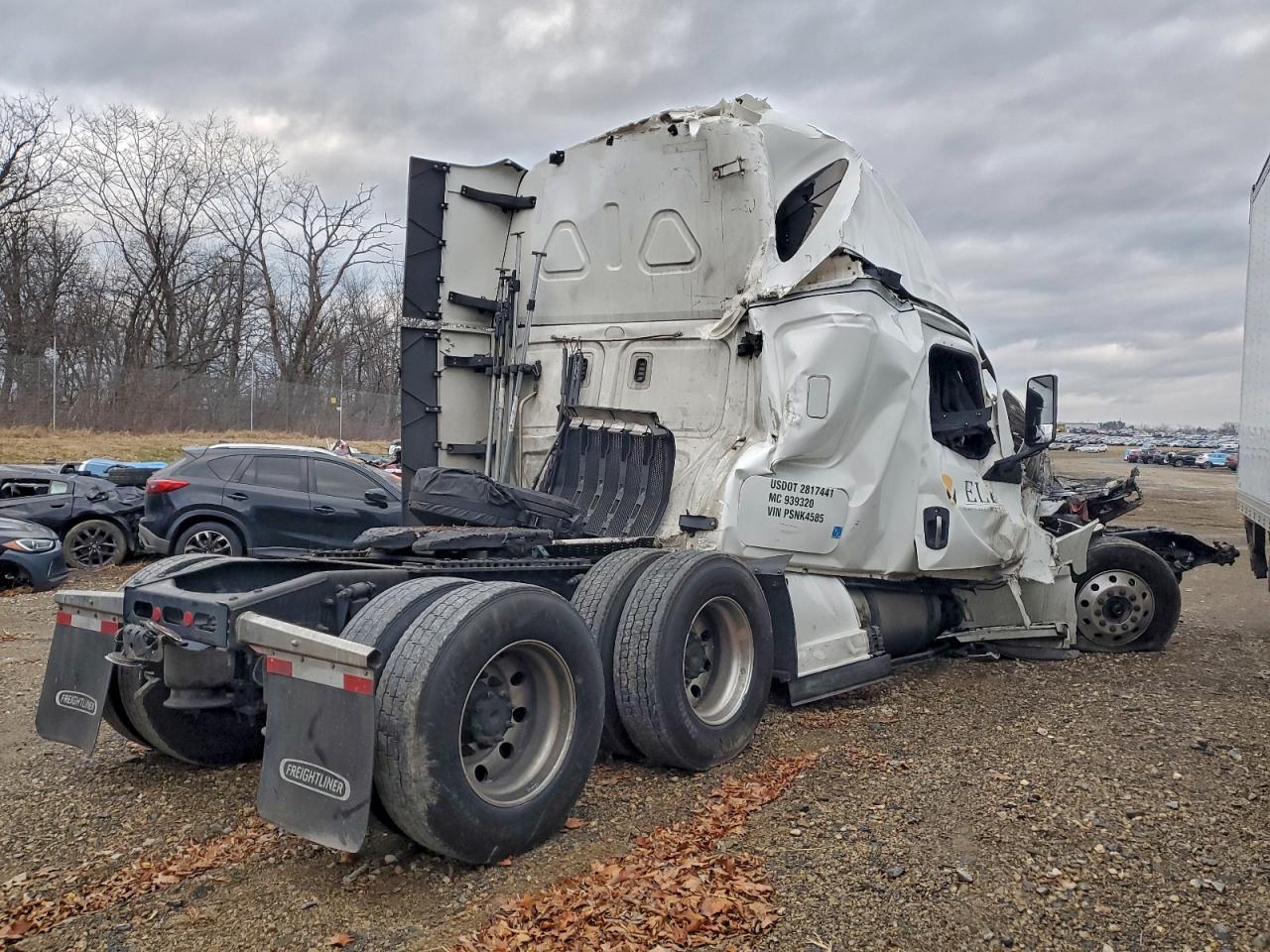 Freightliner Cascadia 1 Image 3